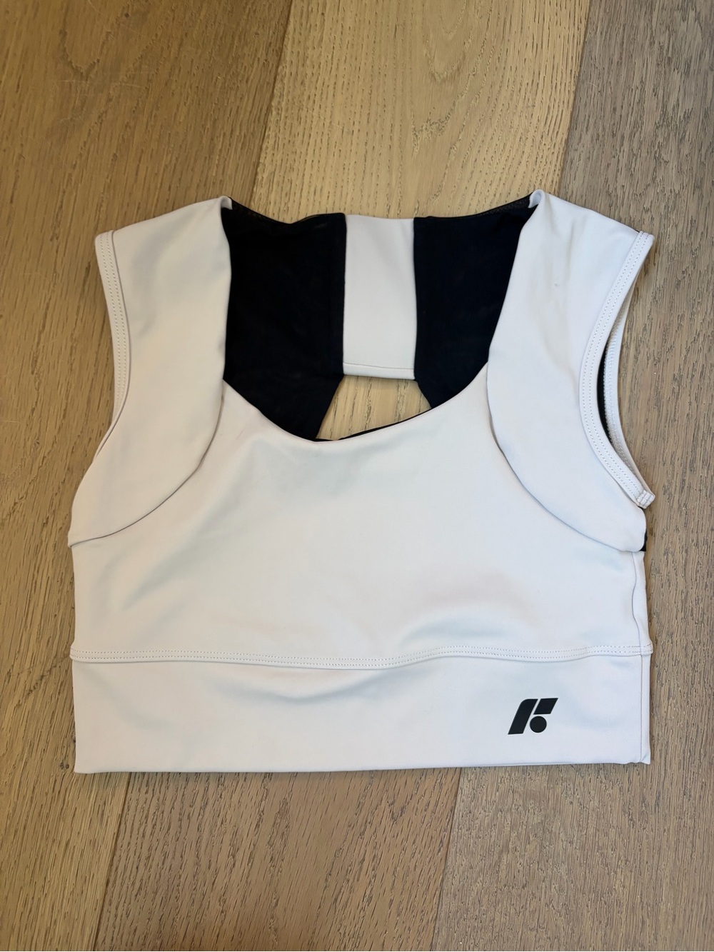 White Black Colorblock Sports Crop Top
